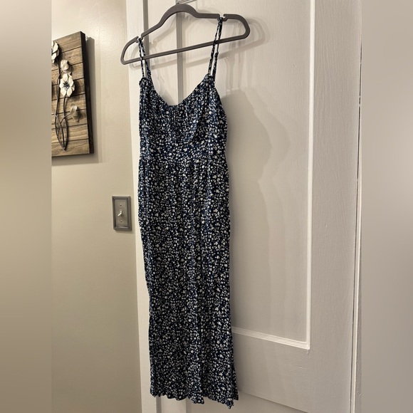 NWOT Blue/White Old Navy Floral Dress - Picture 2 of 14